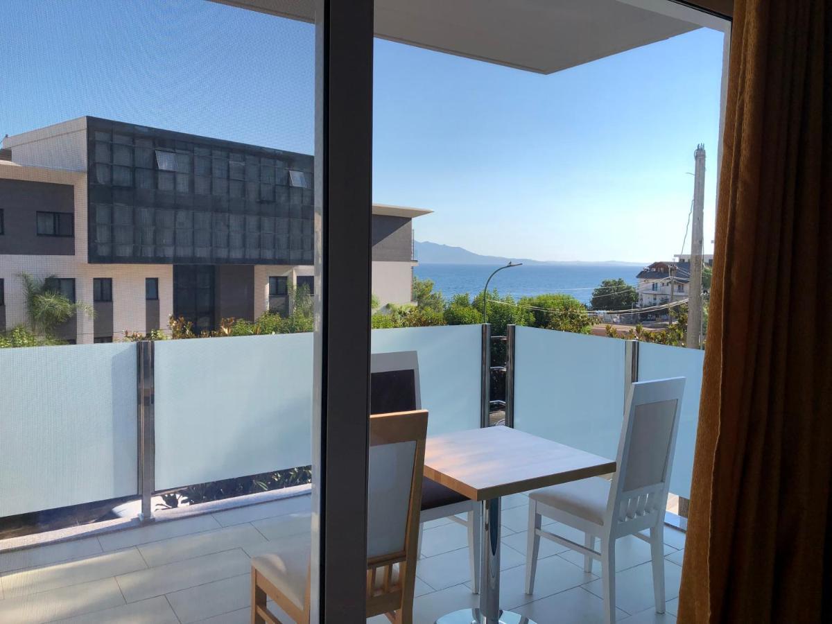 Nemesis Hotel Sarandë Eksteriør billede